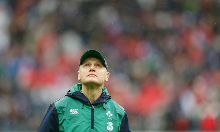 Ireland head coach Joe Schmidt hopes to guide his team to a third successive Six Nations crown. Reuters / Andrew Boyers