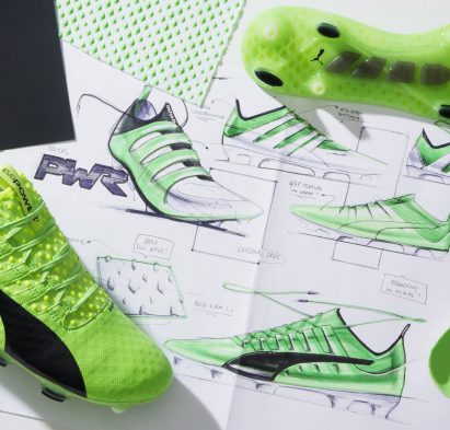 studless football boots